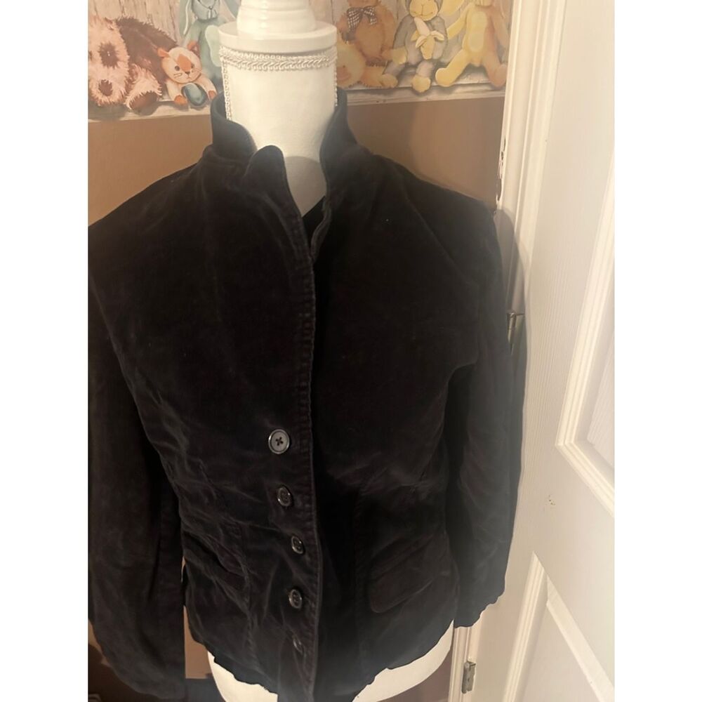 St John’s Bay Women's Black Velvet Button-Front Jacket EUC size Petite Large